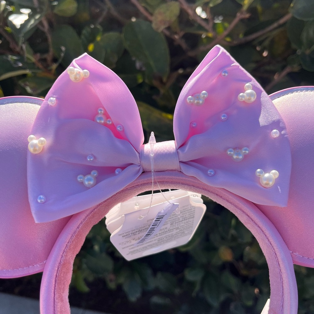 Pink Minnie Mouse Ears Headband with Bow and Pearls - Picture 5 of 5